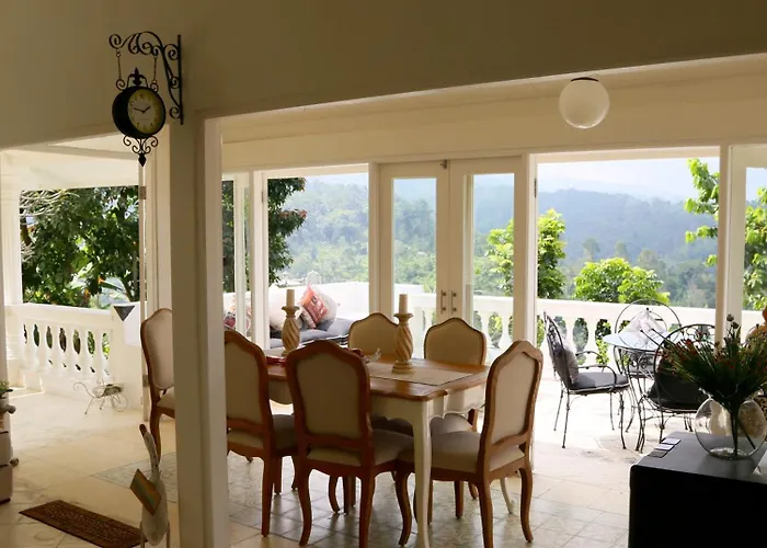 Pondok Plantation Luxury Mountain Escape Bedugul